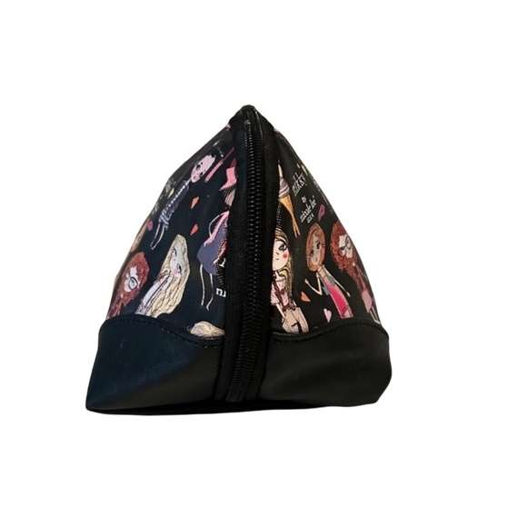 nikky by Nicole Lee Travel Cosmetic Bag - Picture 5 of 10